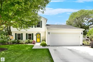 806 Ottawa Ct, Carol Stream, IL 60188 - Photo 1