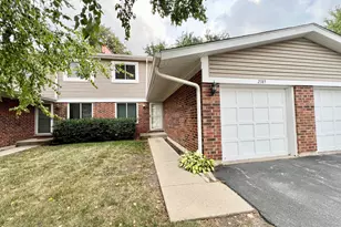 2189 N Queensburg Circle, Palatine, IL 60074 - Photo 1