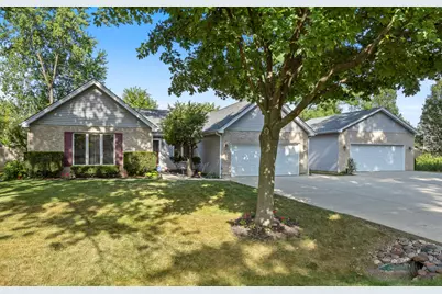 1N120 Darling Street, Carol Stream, IL 60188 - Photo 1