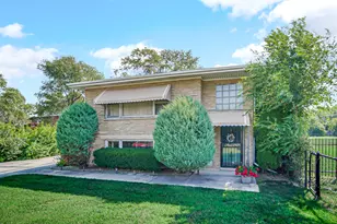 13609 S Crawford Ave, Crestwood, IL 60418 - Photo 1