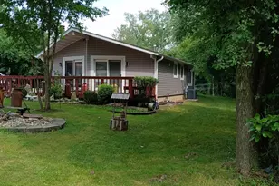 42065 N Beachview Dr, Antioch, IL 60002 - Photo 1