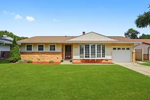 510 Oakton St, Elk Grove Village, IL 60007 - Photo 1