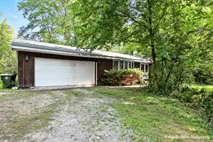 24952 W Island Dr, Antioch, IL 60002 - Photo 1