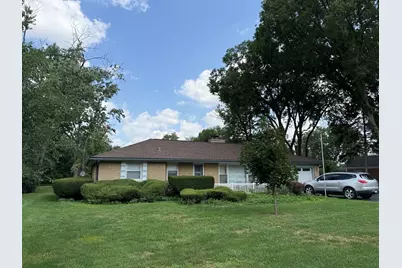 16W680 Crest Avenue, Bensenville, IL 60106 - Photo 1