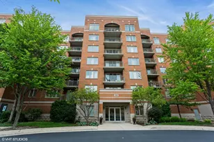 390 S Western Ave, Des Plaines, IL 60016 - Photo 1