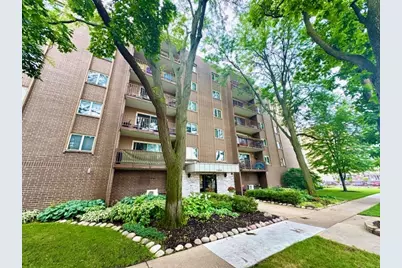 1365 Ashland Avenue #604, Des Plaines, IL 60016 - Photo 1