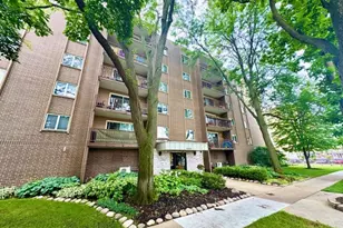 1365 Ashland Ave, Des Plaines, IL 60016 - Photo 1