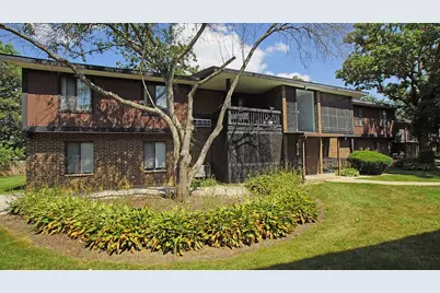 4710 W Northfox Lane #3, McHenry, IL 60050 - Photo 1
