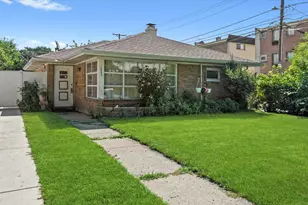 7845 S Kilpatrick Ave, Chicago, IL 60652 - Photo 1