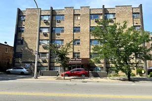 7854 S South Shore Dr, Chicago, IL 60649 - Photo 1