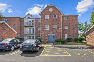 1354 Cunat Ct, Lake in the Hills, IL 60156 - Photo 1