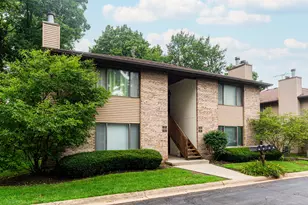 281 S Harrison St, Geneva, IL 60134 - Photo 1