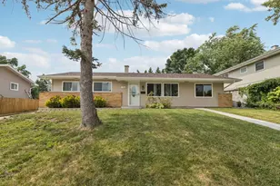 1730 Pierce Rd, Hoffman Estates, IL 60169 - Photo 1