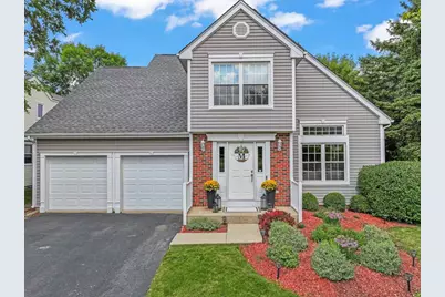 382 Newberry Drive, Elk Grove Village, IL 60007 - Photo 1