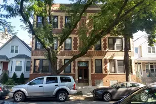 2046 W Cuyler Ave, Chicago, IL 60618 - Photo 1