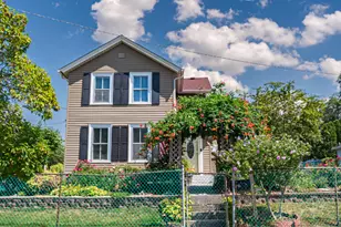 225 High St, Aurora, IL 60505 - Photo 1