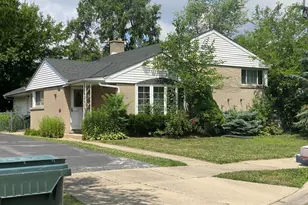 7142 Keating Ave, Lincolnwood, IL 60712 - Photo 1