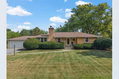 4831 Florence Avenue, Downers Grove, IL 60515 - Photo 1