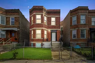 1759 E 72nd Pl, Chicago, IL 60649 - Photo 1