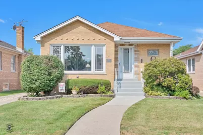 9342 S Hamlin Avenue, Evergreen Park, IL 60805 - Photo 1