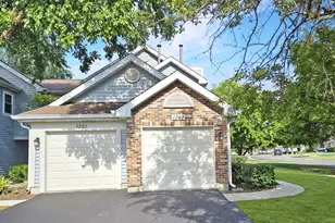 1349 Ridgefield Cir, Carol Stream, IL 60188 - Photo 1
