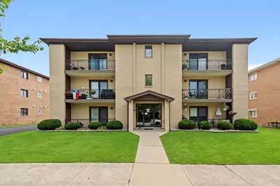 16825 81st Avenue #2S, Tinley Park, IL 60477 - Photo 1