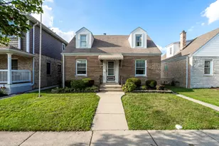 7636 W Summerdale Ave, Chicago, IL 60656 - Photo 1