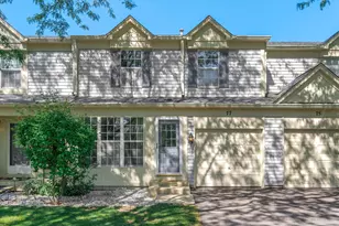 77 St Croix Ct, Aurora, IL 60504 - Photo 1