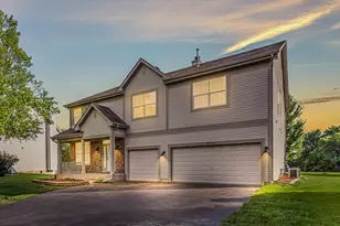 2054 S Jonathan Dr, Round Lake, IL 60073 - Photo 1