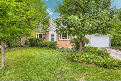 559 S Edson Avenue, Lombard, IL 60148 - Photo 1