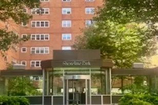 4980 N Marine Dr, Chicago, IL 60640 - Photo 1