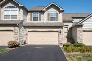 2216 Summerlin Dr, Aurora, IL 60503 - Photo 1