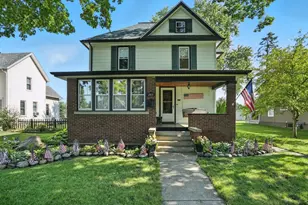 285 W 3rd St, Manteno, IL 60950 - Photo 1