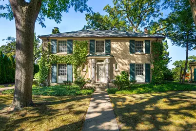318 E Prospect Avenue, Ottawa, IL 61350 - Photo 1