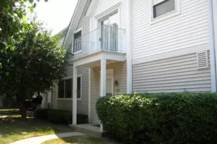 526 Inverrary Ln, Deerfield, IL 60015 - Photo 1