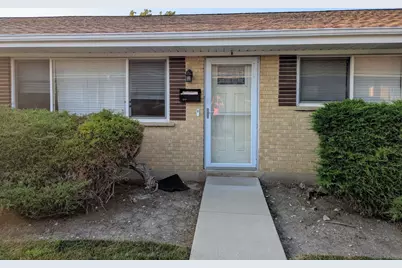 803 Valley Stream Drive, Wheeling, IL 60090 - Photo 1