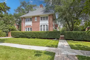 406 Linden Ave, Oak Park, IL 60302 - Photo 1