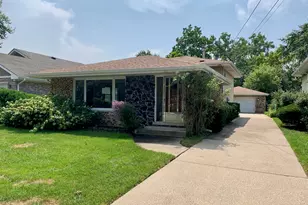 6541 Crescent Ct, Oak Lawn, IL 60453 - Photo 1