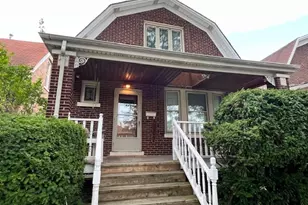 6135 S Massasoit Ave, Chicago, IL 60638 - Photo 1