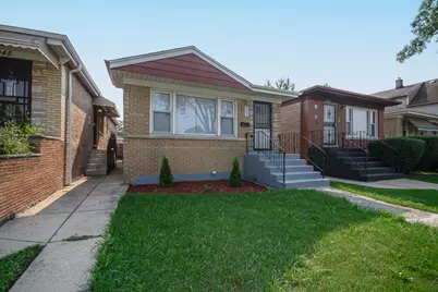 9049 S Parnell Avenue, Chicago, IL 60620 - Photo 1