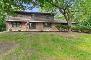 36 Ferndale Rd, Deer Park, IL 60010 - Photo 1