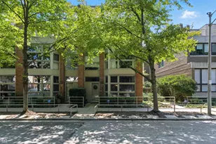 1924 N Maud Ave, Chicago, IL 60614 - Photo 1