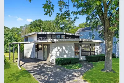 3212 Emerald Avenue, Steger, IL 60475 - Photo 1