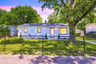 15417 Cherry Ln, Markham, IL 60428 - Photo 1