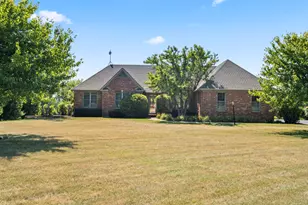 15785 N Gorham Ln, Wadsworth, IL 60083 - Photo 1