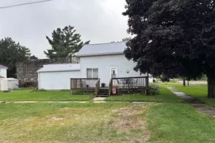 415 Cherry St, Compton, IL 61318 - Photo 1