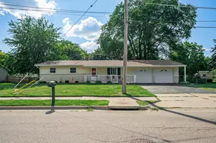 1003 Phelps Ave, Rockford, IL 61108 - Photo 1