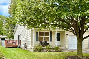 2117 Fox Chase Dr, Ottawa, IL 61350 - Photo 1