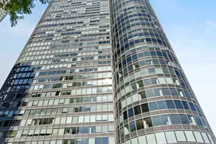 155 N Harbor Dr, Chicago, IL 60601 - Photo 1