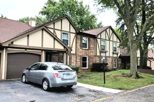 4730 Calvert Dr, Rolling Meadows, IL 60008 - Photo 1